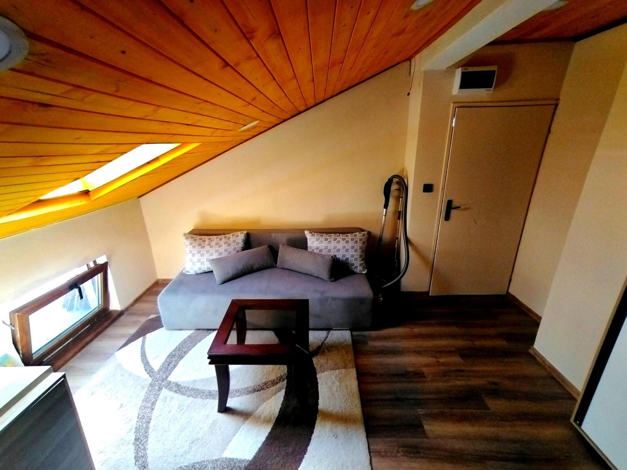 Low Budget Apartment With Breakfast #3 Varna Extérieur photo