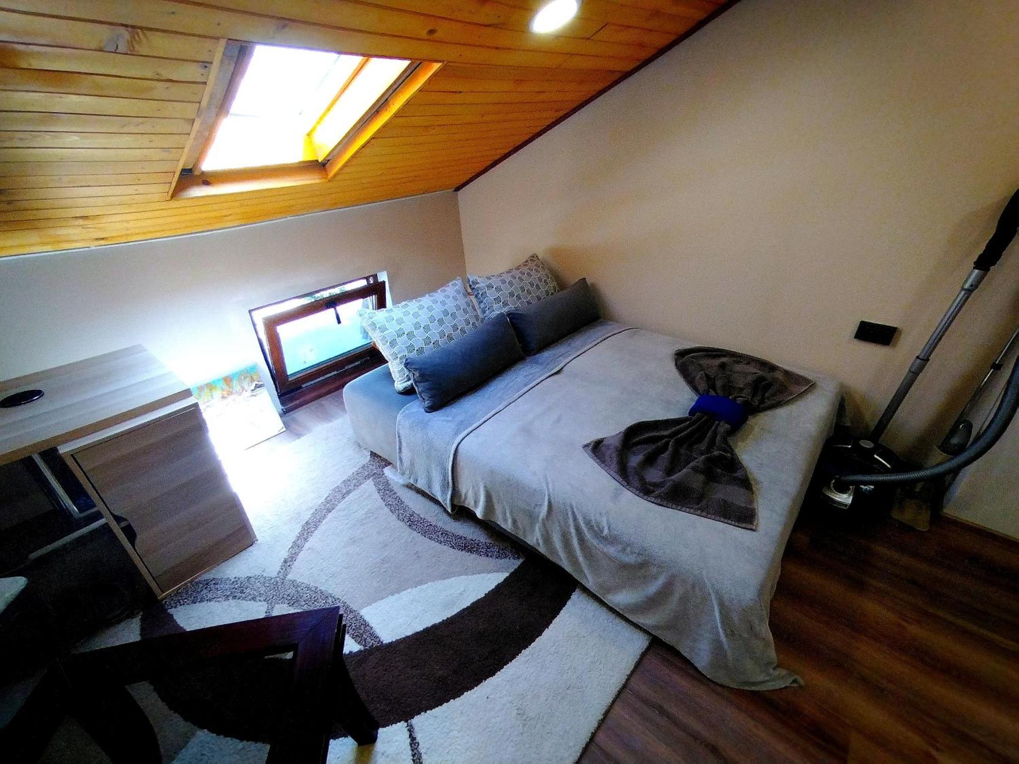 Low Budget Apartment With Breakfast #3 Varna Extérieur photo